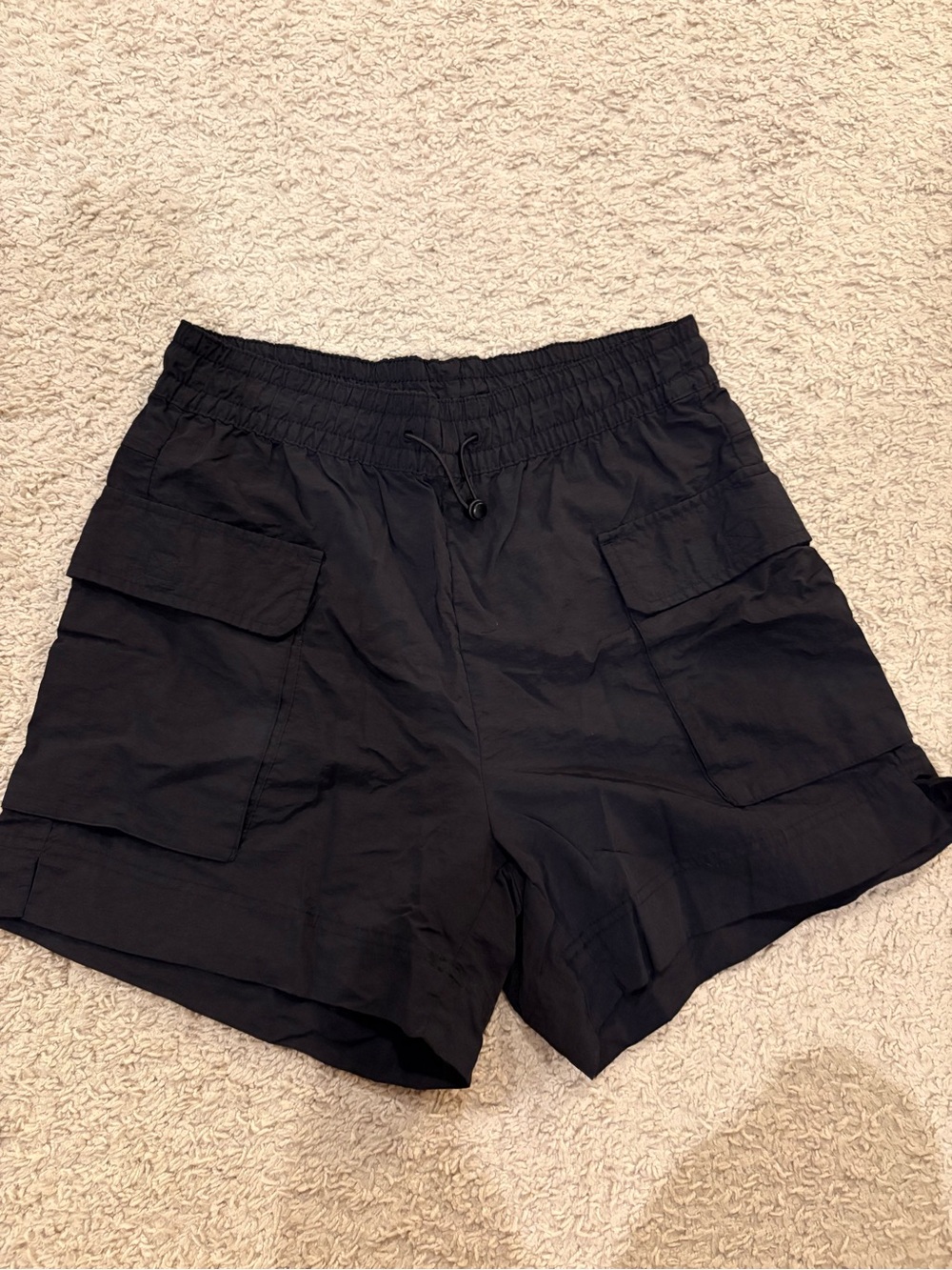 Old Navy Women’s High-Waisted Black Cargo Utility Shorts Size Medium